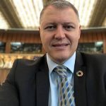 გიორგი ფხაკაძე – “ანტივაქსერი დედის 4 წლის გოგონა კოვიდით გარდაიცვალა” | შენი სილამაზე