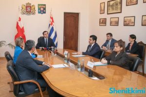 აჭარის მთავრობის შენობა ან ჯანდაცვის ბიუჯეტის განხილვა