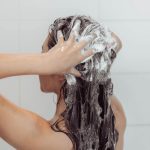 როგორ ვებრძოლოთ აკნეს სახლის პირობებში – ეფექტური მეთოდები და ბუნებრივი საშუალებები | შენი სილამაზე