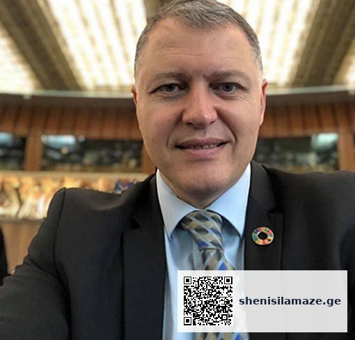 „ასტრაზენეკას ვაქცინის ეფექტურობა არის დაახლოებით 50%! 100 ადამიანი რომ გაიკეთებს ამ ვაქცინას… | შენი სილამაზე