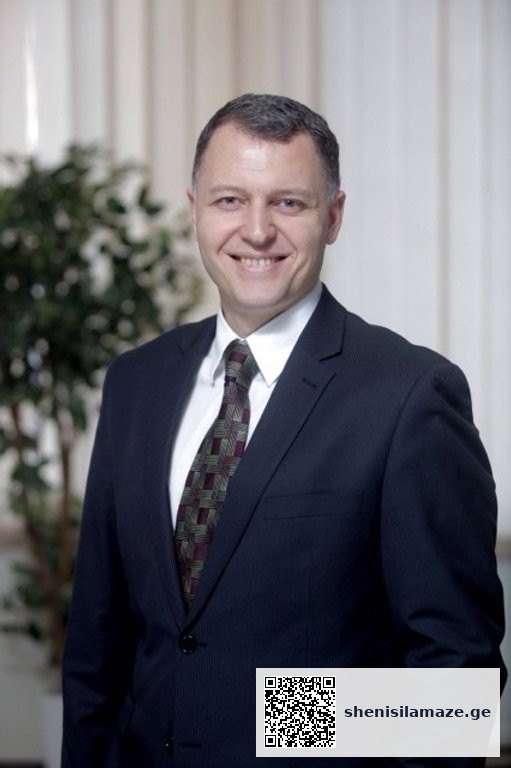 Dr Giorgi Pkhakadze calls on compatriots to wish each other Happy New Year remotely | შენი სილამაზე